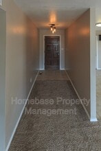 5206 Foothills Dr in Farmington, NM - Building Photo - Building Photo