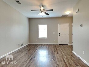 803 The Heights Ln in Calera, AL - Building Photo - Building Photo