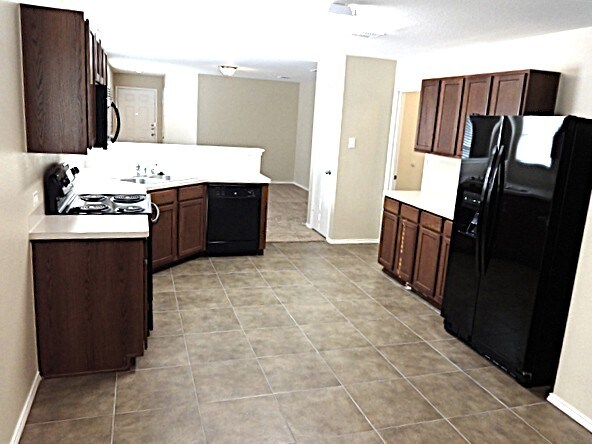 4005 Shawnee Trail in Heartland, TX - Building Photo - Building Photo