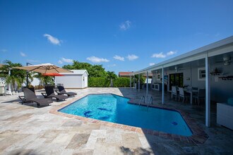 1853 Florida Mango Rd in West Palm Beach, FL - Building Photo - Building Photo