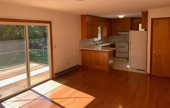 807 Broce Dr in Blacksburg, VA - Building Photo - Building Photo