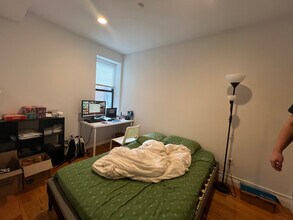 64 Louis Prang St, Unit 3-split in Boston, MA - Building Photo - Building Photo