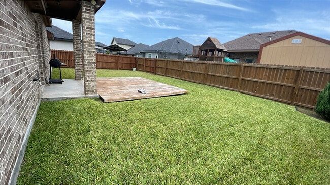 1909 Ginger Ave in Weslaco, TX - Building Photo - Building Photo