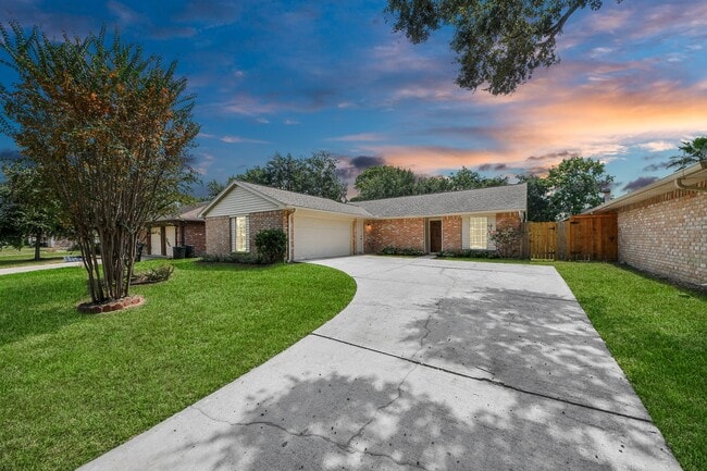property at 14235 Rosetta Dr