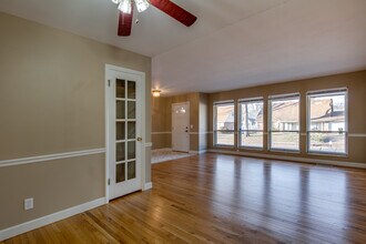 2830 Flintwood Dr in Oakville, MO - Building Photo - Building Photo