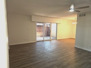 1005 E Northern Ave in Phoenix, AZ - Foto de edificio - Building Photo