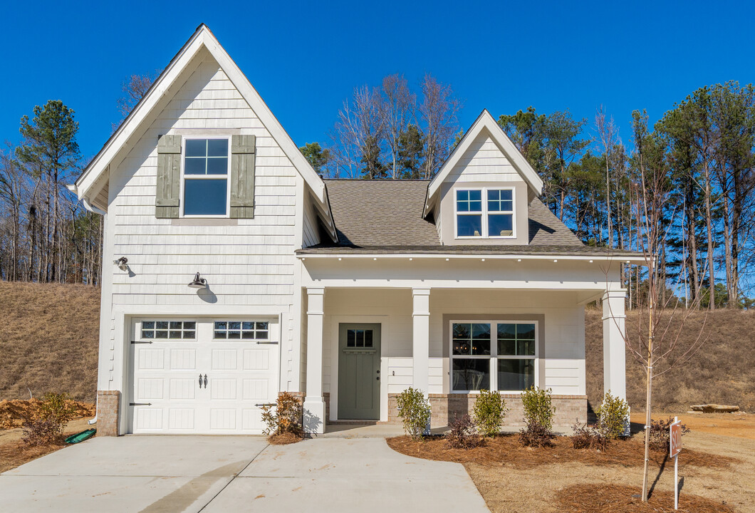 Patton Crest in Hoover, AL - Foto de edificio