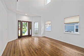 2709 W Bay Ave in Tampa, FL - Building Photo - Building Photo