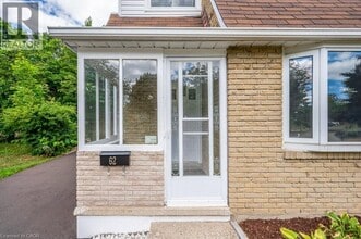 62 Pepperwood Crescent in Kitchener, ON - Building Photo - Building Photo