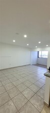 750 NW 43rd Ave in Miami, FL - Building Photo - Building Photo
