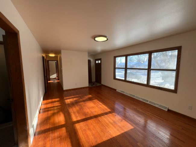 4922 Knox Ln in Madison, WI - Building Photo - Building Photo