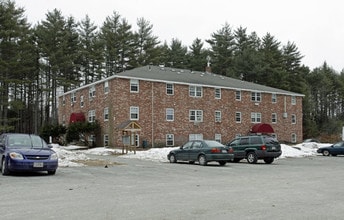 Pine Ridge Estates in Townsend, MA - Building Photo - Building Photo