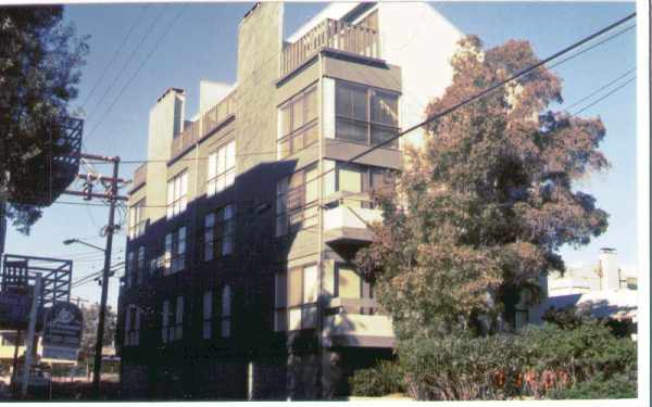 15 Ironsides St in Los Angeles, CA - Foto de edificio