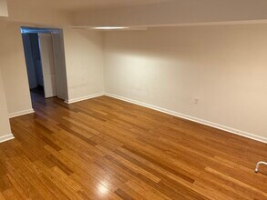 4020 Blaine St NE in Washington, DC - Foto de edificio - Building Photo