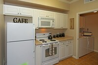 2BR, 2BA - Palermo - Sycamore Terrace Apartamentos in Sacramento, California