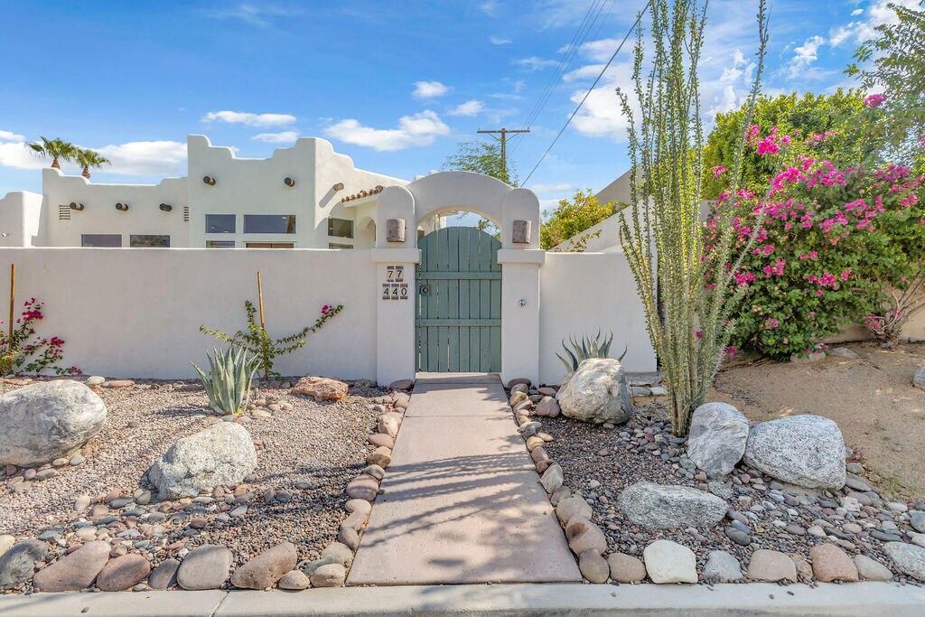 77440 Calle Ensenada in La Quinta, CA - Building Photo