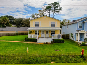 2217 Pine Pl in Neptune Beach, FL - Building Photo - Other