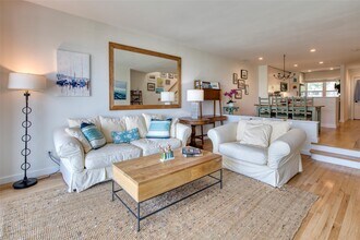 21 Stirling Cove in Greenport, NY - Building Photo - Building Photo