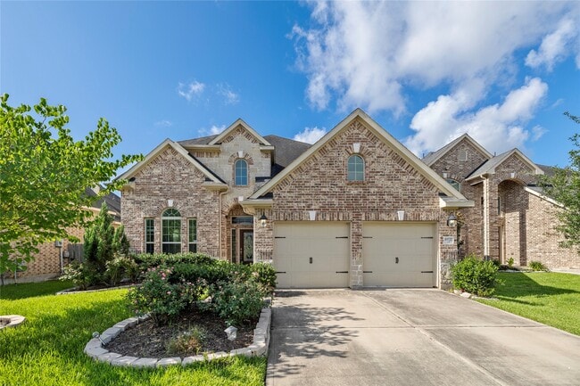 property at 19727 Lakeside Pointe Ct