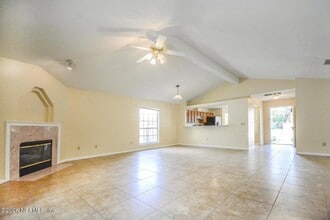 4452 Timber Bluff Ct in Jacksonville, FL - Building Photo - Building Photo