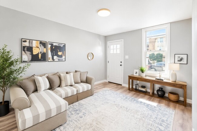 363 44th St in Pittsburgh, PA - Foto de edificio - Building Photo