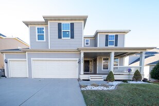 5075 Jewel Ln N in Minneapolis, MN - Building Photo