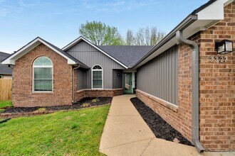 3327 Ryan St in Springdale, AR - Building Photo - Building Photo