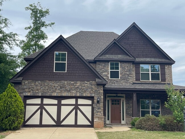 property at 2195 Morgan Dr
