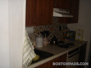 879 Beacon St in Boston, MA - Building Photo - Building Photo