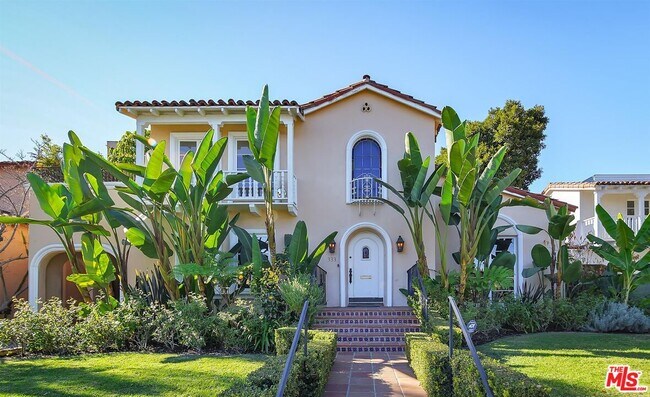 property at 333 S Roxbury Dr