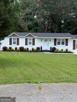1209 Williams Cir in Peachtree City, GA - Building Photo