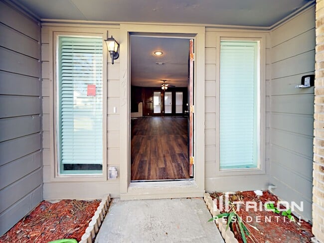 7415 Cortes Dr in Houston, TX - Building Photo - Building Photo