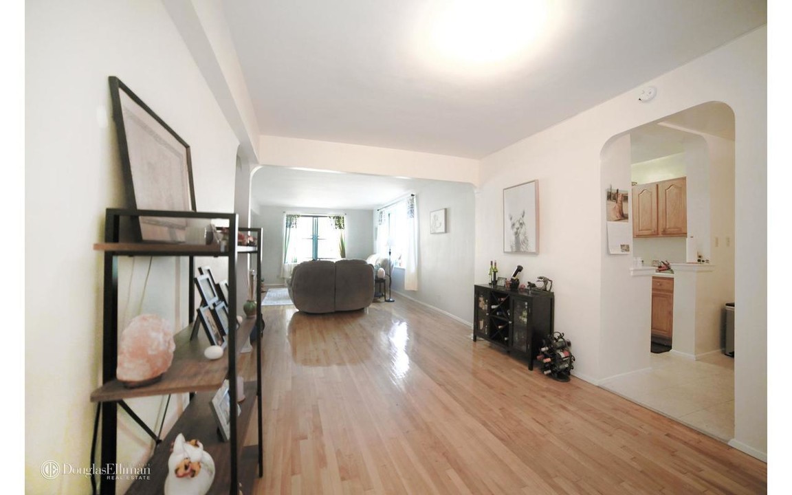 500 Kappock St in Bronx, NY - Building Photo
