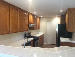 11970 Black Mountain Rd in San Diego, CA - Building Photo - Building Photo