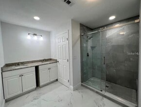 2925 N Stewart St in Kissimmee, FL - Building Photo - Building Photo