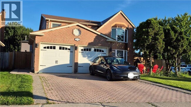 property at 171 Highview Dr