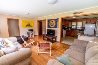 10 Pinewood Rd in Hamden, CT - Building Photo - Building Photo