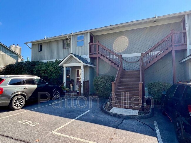 494 Windswept Dr in Asheville, NC - Building Photo - Building Photo