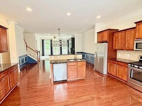 2070 Callaway Ct in Atlanta, GA - Foto de edificio - Building Photo