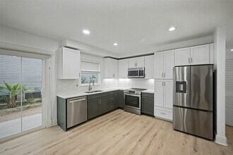 2817 Avenue Q in Galveston, TX - Building Photo - Building Photo