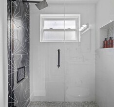 3105 Wallace Branch Rd in Plant City, FL - Building Photo - Building Photo