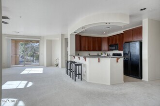 10655 N 9th St-Unit -200 in Phoenix, AZ - Building Photo - Building Photo