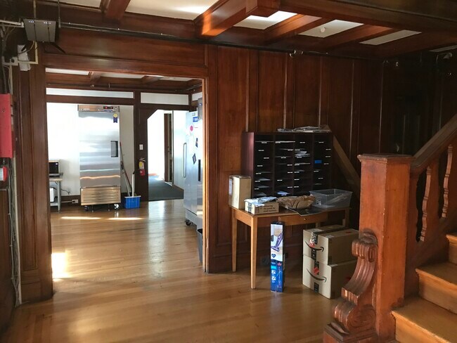 2438 Warring St in Berkeley, CA - Building Photo - Building Photo