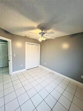 259 E 52nd St in Hialeah, FL - Building Photo - Building Photo