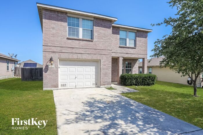 9231 Dublin Heights in San Antonio, TX - Building Photo