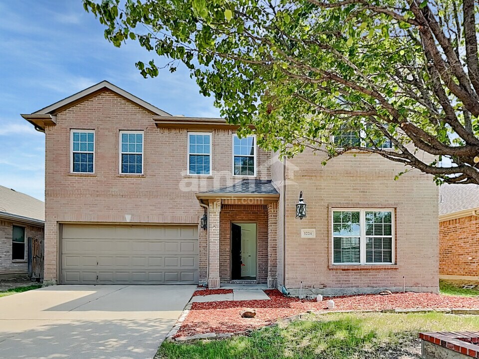 1224 Goldeneye Dr in Aubrey, TX - Building Photo