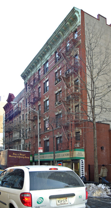 304-308 E 62nd St in New York, NY - Building Photo