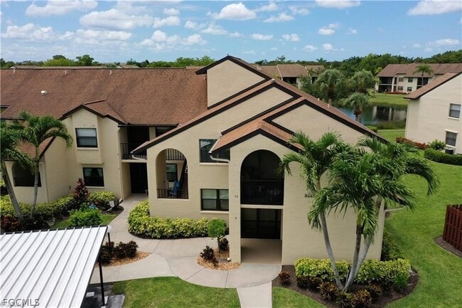 8445 Charter Club Cir in Ft. Myers, FL - Building Photo - Building Photo