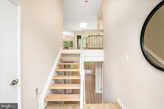 4302 Wakefield Dr in Annandale, VA - Building Photo - Building Photo