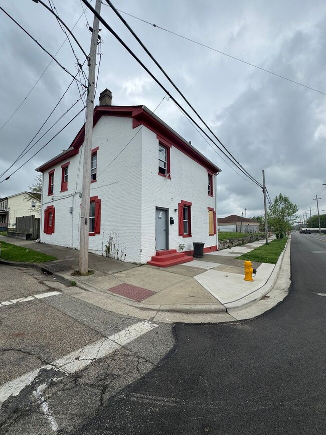 property at 538 S Front St